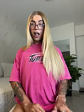 miss_tatiana_'s Live XXX Chat