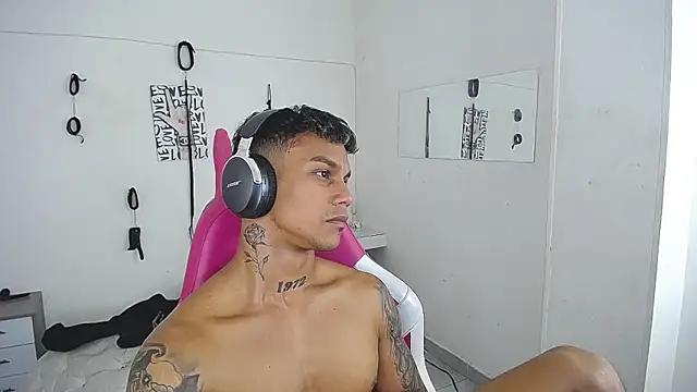 Webkamerová show Leonard_Price