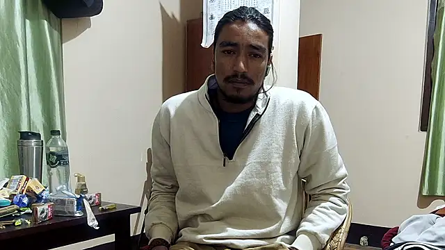 Gre3k_god Adlı Modelin Canlı XXX Sohbeti