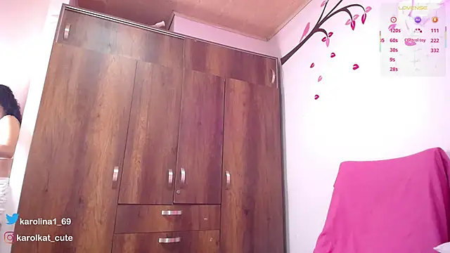 Chat XXX ao vivo de Karolina_1