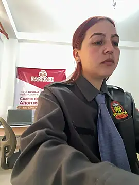 Emily-7_: онлайн-секс-чат