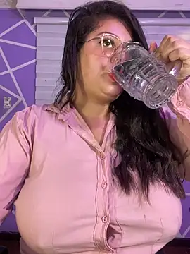 MiiaaJoness Webcamshow