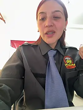 Emily-7_'s Live XXX Chat