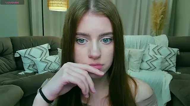 Erica_Kiss' Live XXX Chat