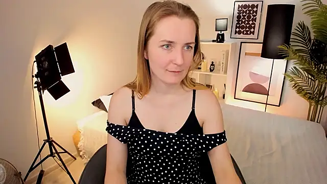 MeggySun's Live XXX Chat