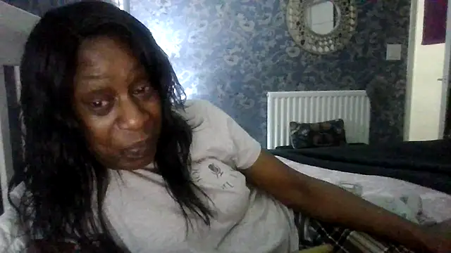 Ebony-SultryX's Live XXX Chat