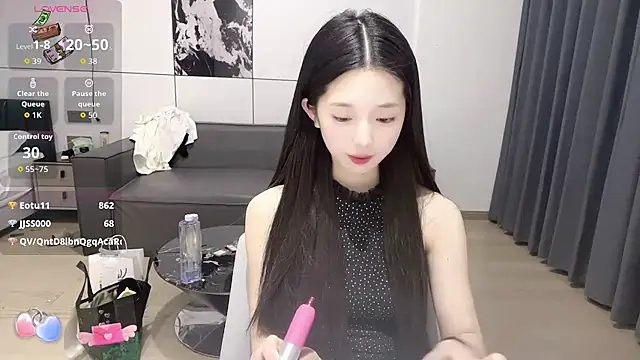 OiOi-666's Live XXX Chat