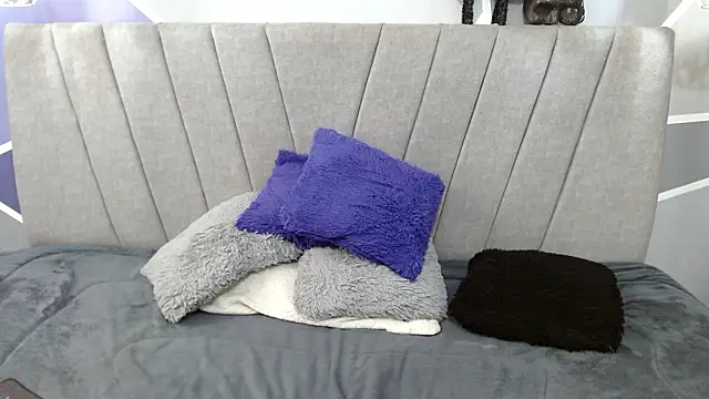 luna_merie: онлайн-секс-чат