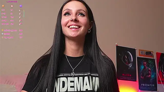 YaraAveiri Chat XXX in diretta