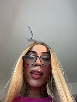 miss_tatiana_ – Naživo XXX chat