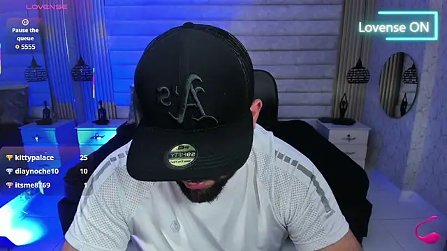 Živý XXX chat jhon_bear03