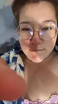 Онлайн чат XXX HunnyyLove