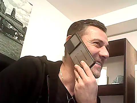 mastercharisma35: απευθείας συνομιλία ΧΧΧ