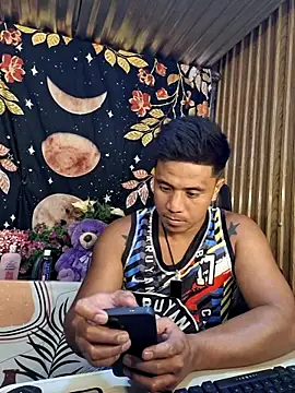 Felix_Asher's Live XXX Chat