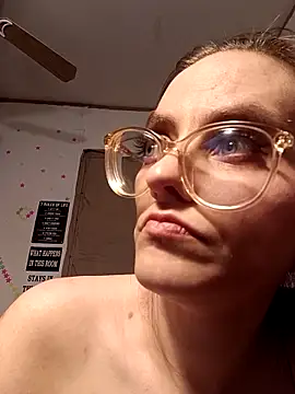 snowbird1117 即時 XXX 聊天