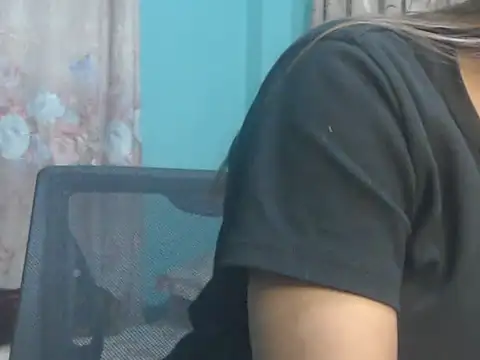 NancyRuvi's Live XXX Chat