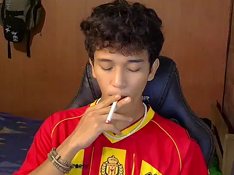 hugekenbigcock Webcam-Show