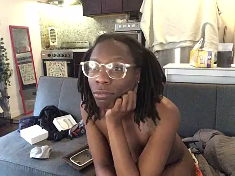 Chat XXX en directo de littyleesh1