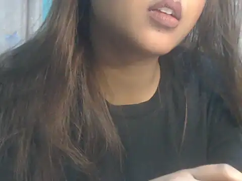 NancyRuvi live XXX chat