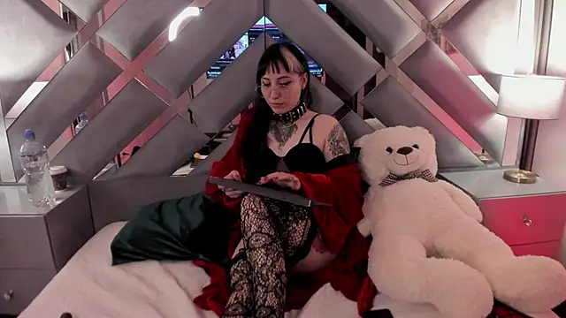 Chat XXX ao vivo de Ravenna666_