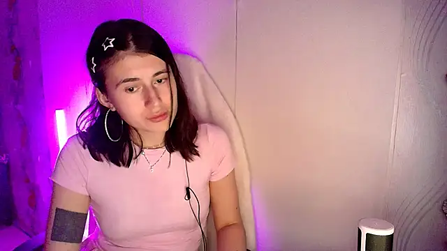 KristinaScott Adlı Modelin Canlı XXX Sohbeti