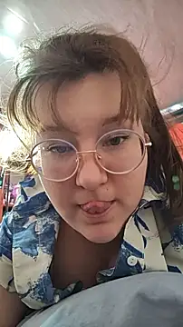 HunnyyLove's Webcam Show