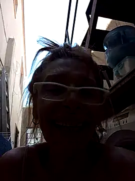 FrozenWaffle's Live XXX Chat