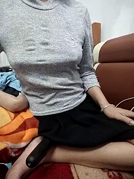 Chatroom XXX en direct de Haralushiaaa