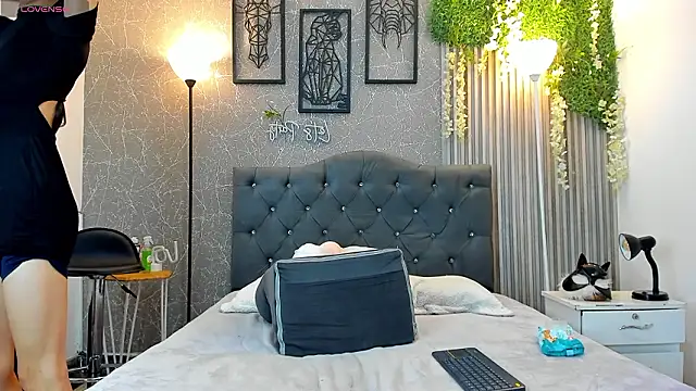 lana_gill1 Adlı Modelin Canlı XXX Sohbeti