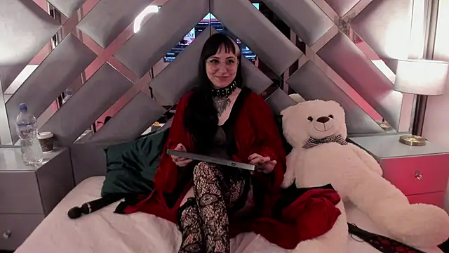 XXX chat uživo modela Ravenna666_