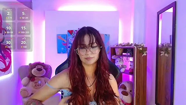 AlanaGarcia19のライブXXXチャット