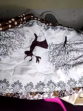 Zu_naa élő XXX-chatje