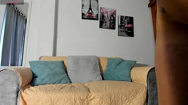 PauleteW10 Webcam show