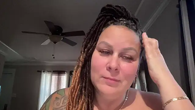 WorldsGreatestCockRater 即時 XXX 聊天