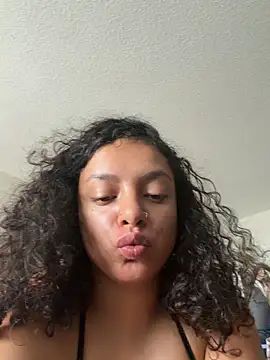 allybluee777 Chat XXX in diretta