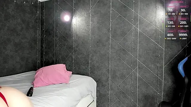 Red_FoxGirl 即時 XXX 聊天