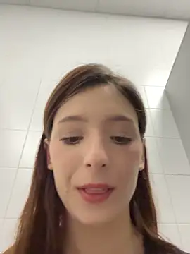 LilluKatten 即時 XXX 聊天