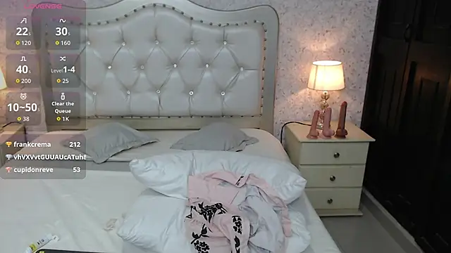 skinny_keily14's Live XXX Chat