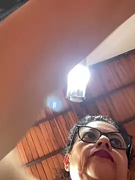 XXX chat uživo modela Sharongirl07