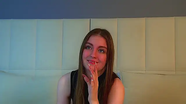 XXX chat uživo modela SofiaSarvain