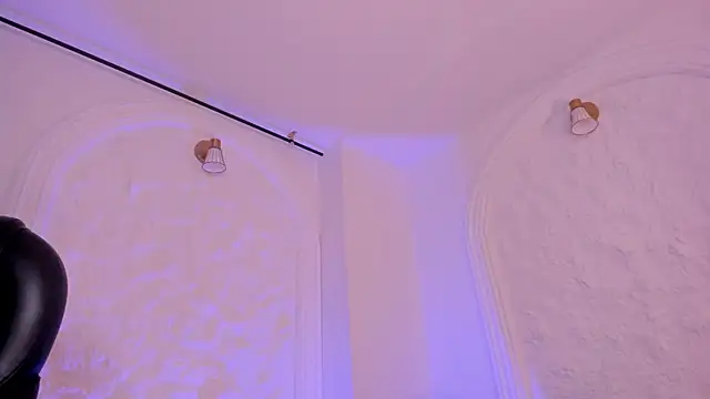 ErikaBenz_'s Live XXX Chat