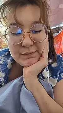 HunnyyLove's Webcam Show