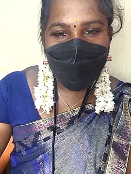 Show modela Tamil_flowergril na web-kameri