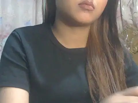 Chatroom XXX en direct de NancyRuvi