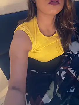 sexy-sukriti 网络视讯表演