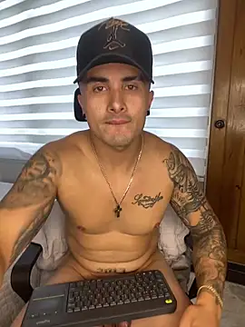 ALEXXX_KING Adlı Modelin Canlı XXX Sohbeti