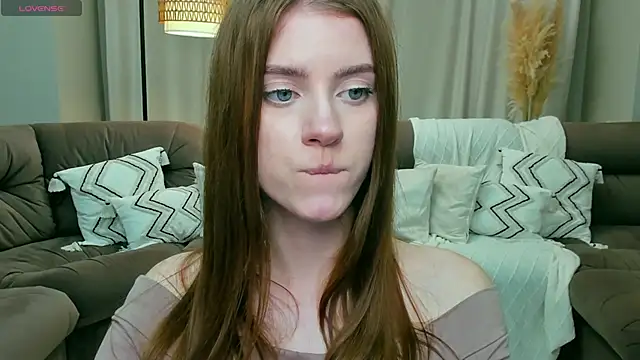 Chat +18 de Erica_Kiss ao vivo