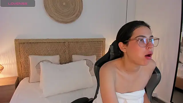 Czat XXX na żywo – desireee_