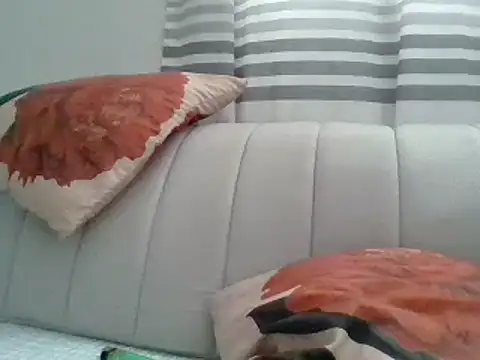 Show modela moreninhasafadi na web-kameri