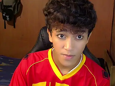 hugekenbigcock Pertunjukan Webcam